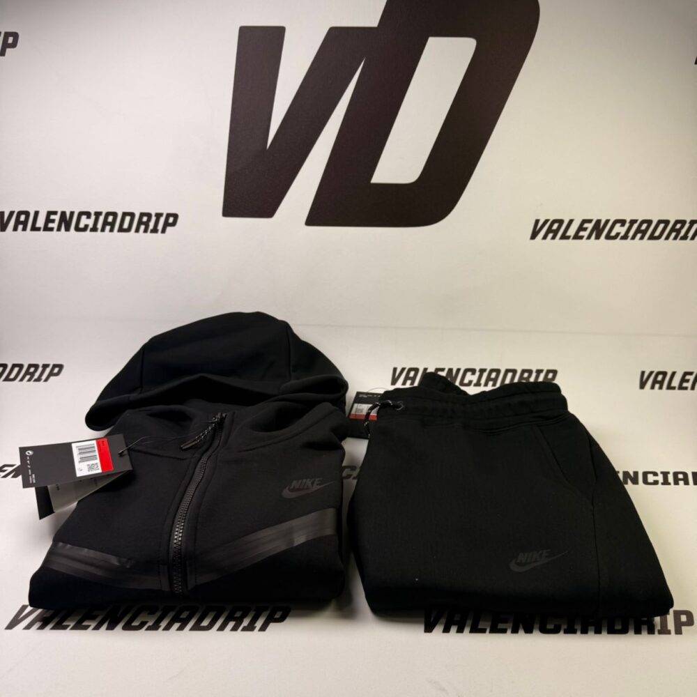 Nike Tech Fleece Men’s Track Entero negro