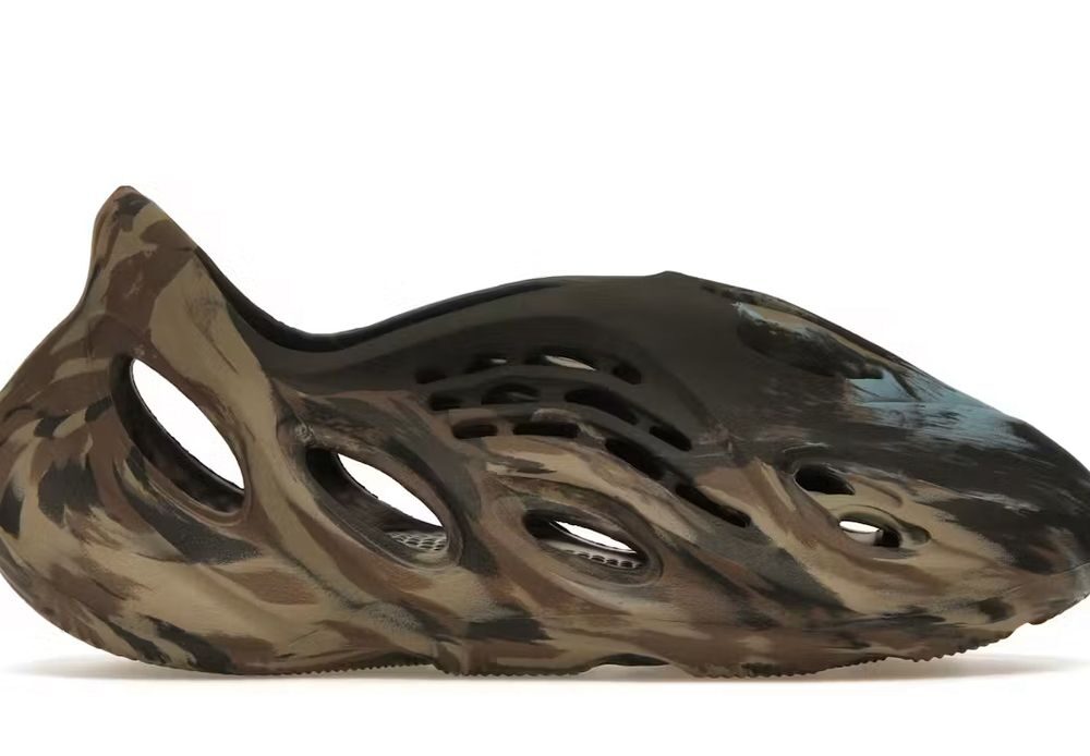 YEEZY FOAM RUNNER ‘SAND’