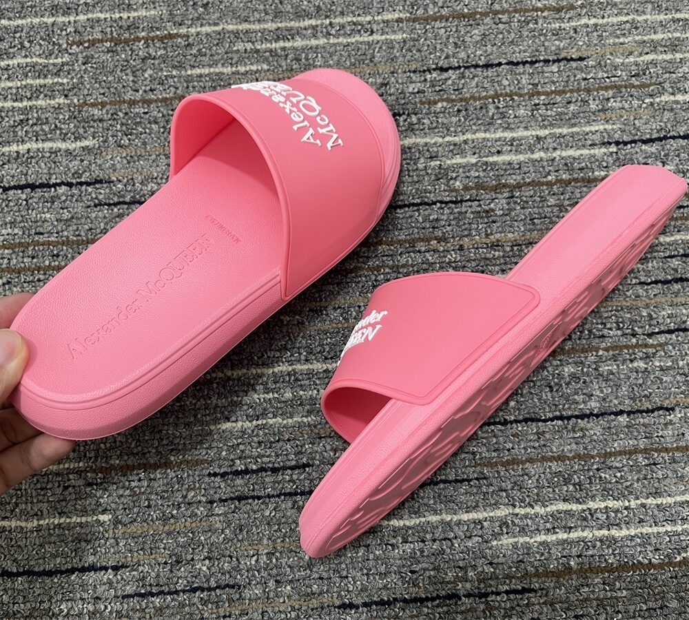 Chanclas Alexander McQueen