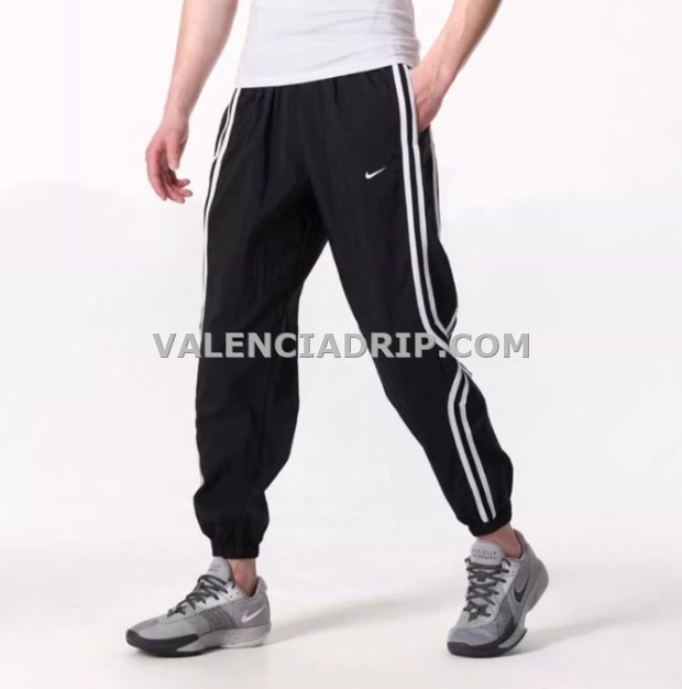 Pantalones Nike - Negro