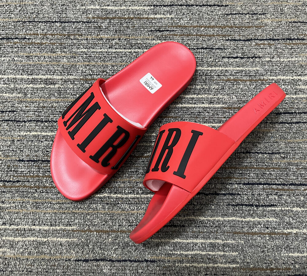 Chanclas Amiri