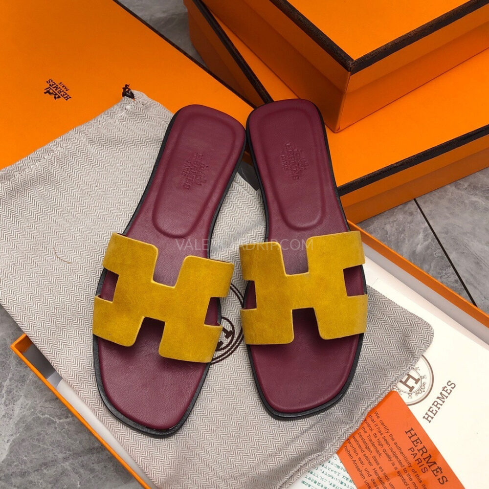 Sandalias Hermes - Oran Amarillo y púrpura